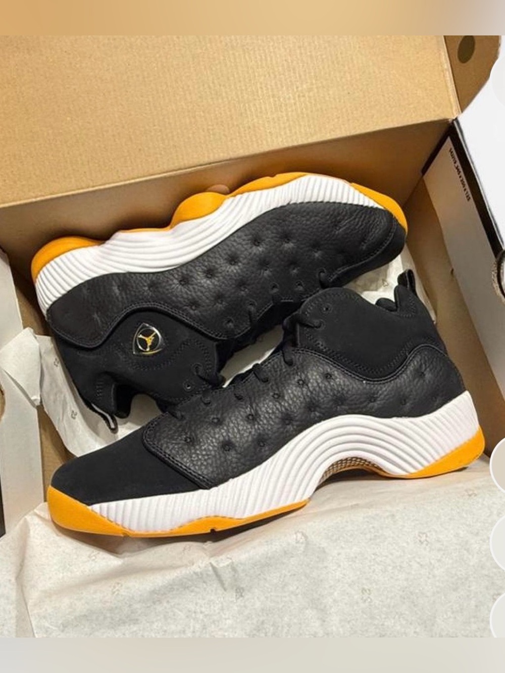 Jordan Black/Taxi Yellow Basketball Sneakers Brand New Never Worn